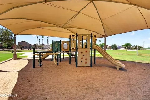View/Area - 2553 E Jasper Dr, Gilbert, AZ 85296 photo 6 of 6