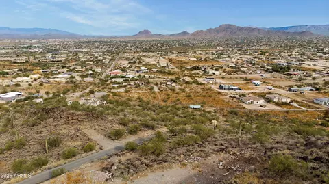 3217 W Blue Eagle Ln #-, Phoenix, AZ 85086 photo 8