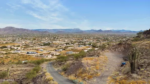 3217 W Blue Eagle Ln #-, Phoenix, AZ 85086 photo 7