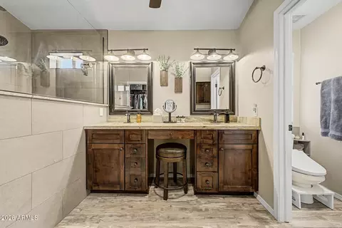Bath - 7644 E Posada Ave, Mesa, AZ 85212 photo 3 of 4