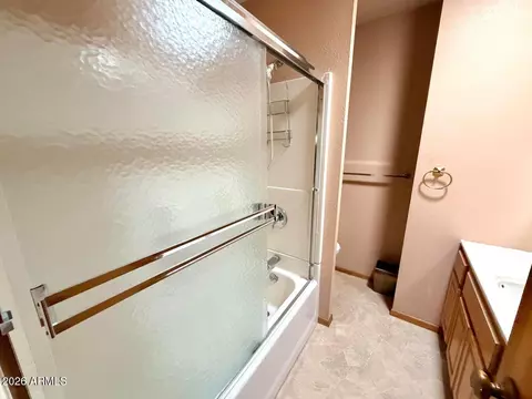 Bath - 504 W Johnson Dr, Payson, AZ 85541 photo 2 of 4