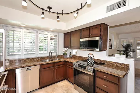 Kitchen - 3642 E Renee Dr, Phoenix, AZ 85050 photo 3 of 3