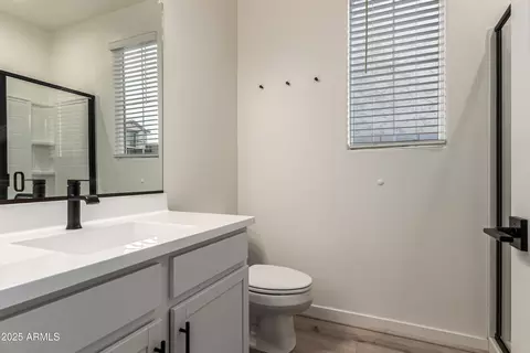 Bath - 48 E Bates St, Mesa, AZ 85201 photo 1 of 4