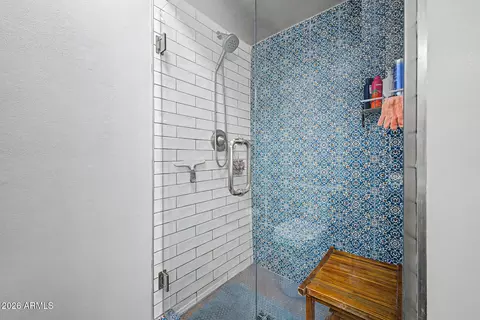 Bath - 1622 E Borghese Pl, Phoenix, AZ 85016 photo 2 of 3