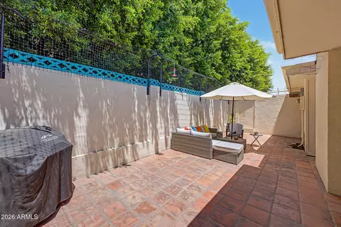 Exterior - 1622 E Borghese Pl, Phoenix, AZ 85016 photo 3 of 9