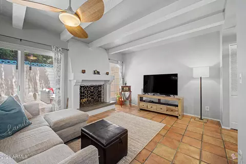 Living - 1622 E Borghese Pl, Phoenix, AZ 85016 photo 2 of 4