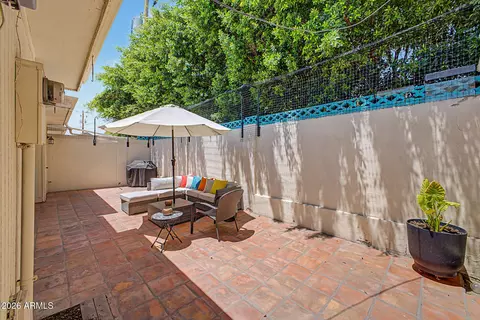 Exterior - 1622 E Borghese Pl, Phoenix, AZ 85016 photo 5 of 9