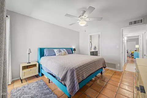 Bedroom - 1622 E Borghese Pl, Phoenix, AZ 85016 photo 2 of 3