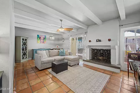 Living - 1622 E Borghese Pl, Phoenix, AZ 85016 photo 1 of 4