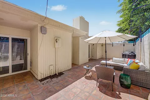 Exterior - 1622 E Borghese Pl, Phoenix, AZ 85016 photo 6 of 9