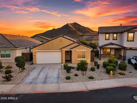4605 W Hazel Ln, San Tan Valley, AZ 85142