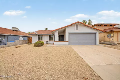 Exterior - 2208 E Hearn Rd, Phoenix, AZ 85022 photo 7 of 7