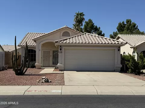 8213 W Rue De Lamour Ave, Peoria, AZ 85381