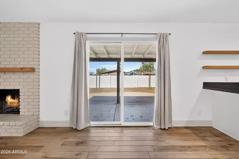 Living - 705 N Oracle Cir, Mesa, AZ 85203 photo 2 of 9