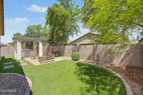 Exterior - 2660 E Blue Spruce Ln, Gilbert, AZ 85298 photo 4 of 5