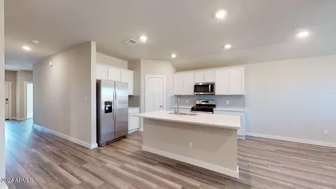 Kitchen - 2824 W Sable Ave, Apache Junction, AZ 85120 photo 2 of 2