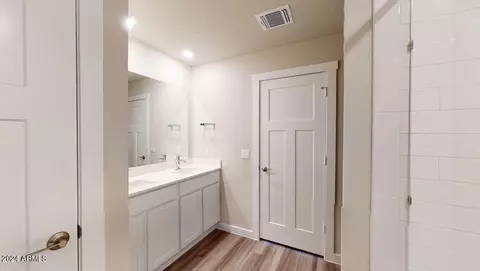 Entry Way - 2824 W Sable Ave, Apache Junction, AZ 85120 photo 9 of 10