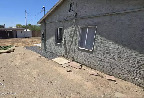 Exterior - 203 W Mission Ln, Phoenix, AZ 85021 photo 5 of 5