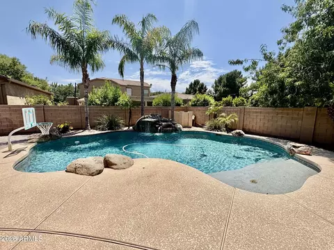 Exterior - 2925 E Marlene Dr, Gilbert, AZ 85296 photo 3 of 14
