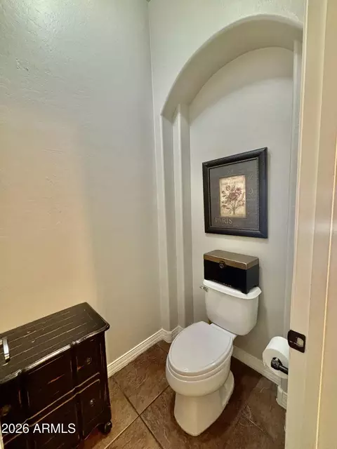 Bath - 2925 E Marlene Dr, Gilbert, AZ 85296 photo 6 of 9