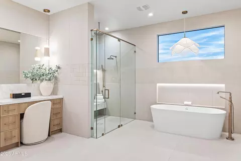 Bath - 4119 E Stanford Dr, Phoenix, AZ 85018 photo 11 of 11
