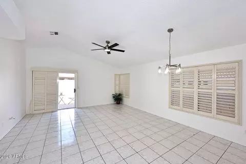 Living - 912 E Annette Dr, Phoenix, AZ 85022 photo 2 of 4
