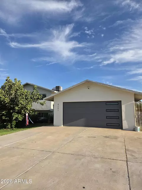 4201 W Waltann Ln, Phoenix, AZ 85053