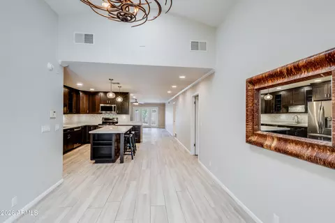 Entry Way - 3157 E Hazelwood St, Phoenix, AZ 85016 photo 1 of 1