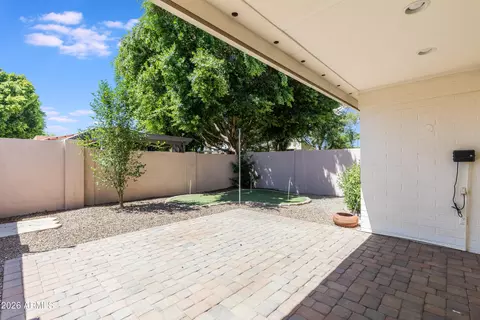 Exterior - 3157 E Hazelwood St, Phoenix, AZ 85016 photo 4 of 8