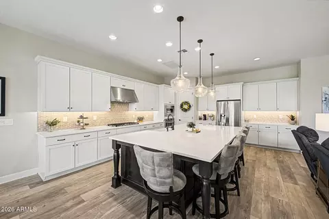 Kitchen - 1132 E Holland Park Dr, Gilbert, AZ 85297 photo 3 of 4