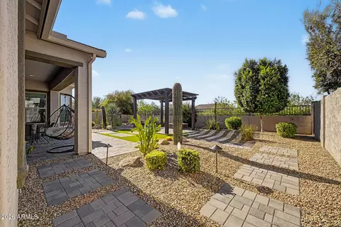 Exterior - 1132 E Holland Park Dr, Gilbert, AZ 85297 photo 7 of 9