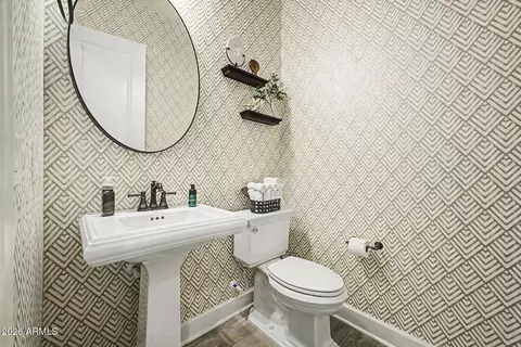 Bath - 1132 E Holland Park Dr, Gilbert, AZ 85297 photo 4 of 4