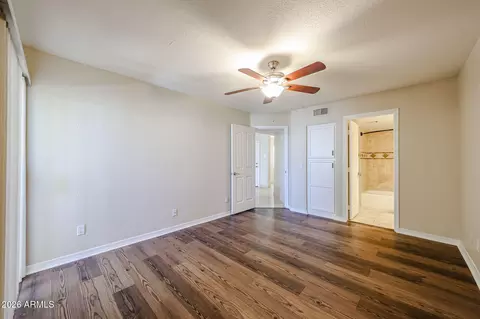Bedroom - 3235 E Camelback Rd #220, Phoenix, AZ 85018 photo 2 of 6