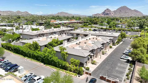 View/Area - 3235 E Camelback Rd #220, Phoenix, AZ 85018 photo 3 of 6