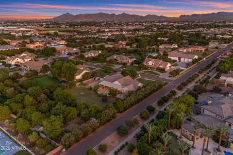 View/Area - 18110 E Sunnybrook Ln, Gilbert, AZ 85298 photo 12 of 17