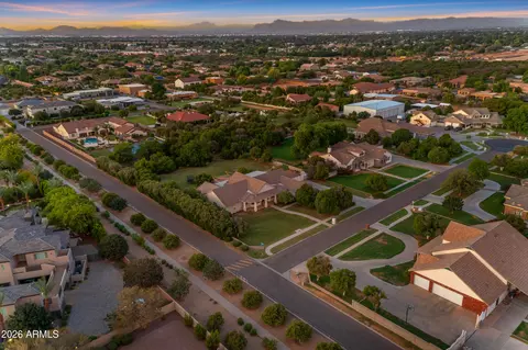 View/Area - 18110 E Sunnybrook Ln, Gilbert, AZ 85298 photo 9 of 17