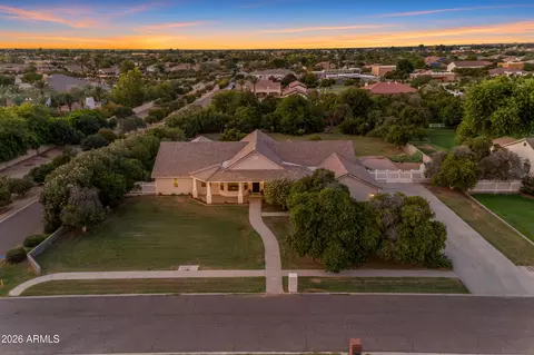 View/Area - 18110 E Sunnybrook Ln, Gilbert, AZ 85298 photo 2 of 17