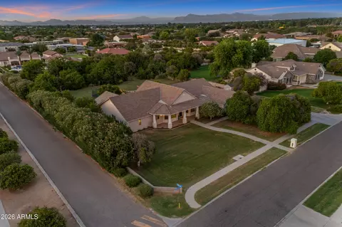 View/Area - 18110 E Sunnybrook Ln, Gilbert, AZ 85298 photo 7 of 17