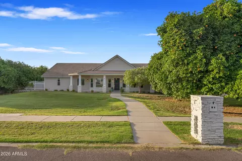 Exterior - 18110 E Sunnybrook Ln, Gilbert, AZ 85298 photo 1 of 19