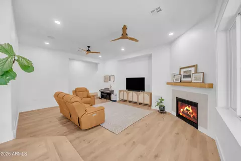 Living - 18110 E Sunnybrook Ln, Gilbert, AZ 85298 photo 1 of 3