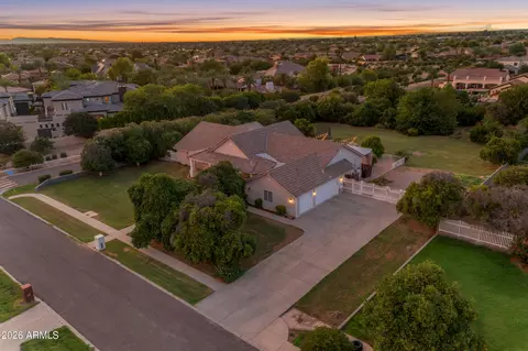 View/Area - 18110 E Sunnybrook Ln, Gilbert, AZ 85298 photo 6 of 17