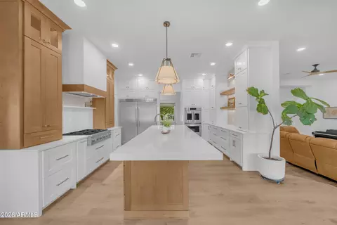 Kitchen - 18110 E Sunnybrook Ln, Gilbert, AZ 85298 photo 2 of 4