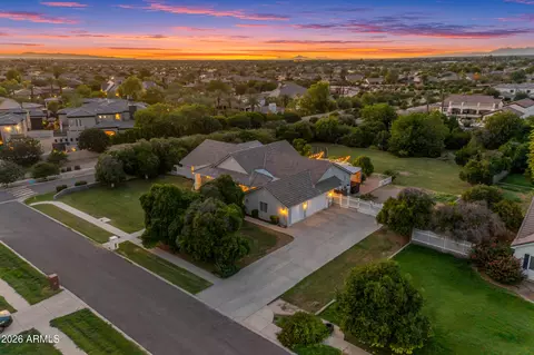 View/Area - 18110 E Sunnybrook Ln, Gilbert, AZ 85298 photo 8 of 17