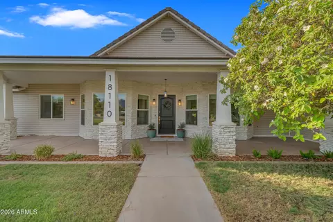 Exterior - 18110 E Sunnybrook Ln, Gilbert, AZ 85298 photo 2 of 19