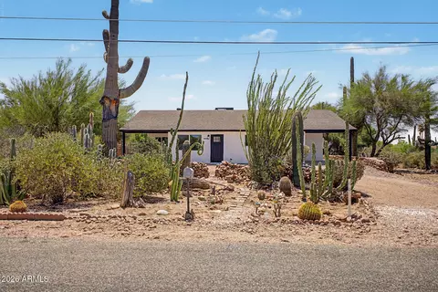 Exterior - 5919 E 12th Ave, Apache Junction, AZ 85119 photo 7 of 7