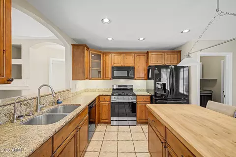 Kitchen - 711 S 111th Pl, Mesa, AZ 85208 photo 3 of 3