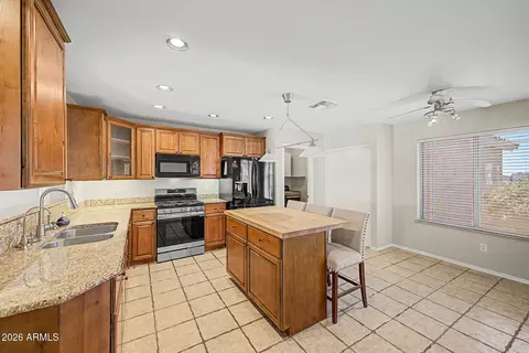Kitchen - 711 S 111th Pl, Mesa, AZ 85208 photo 1 of 3