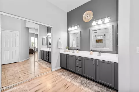 Bath - 3718 S Seton Ave, Gilbert, AZ 85297 photo 1 of 5