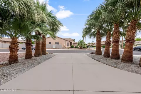Exterior - 3718 S Seton Ave, Gilbert, AZ 85297 photo 5 of 5