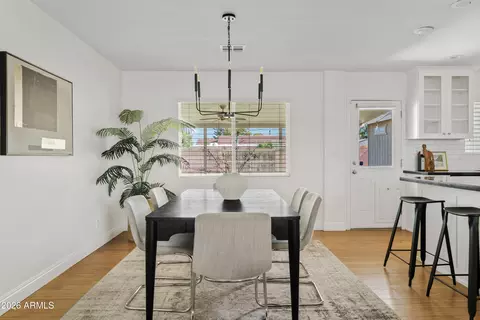 Dining - 2230 E Monterosa St, Phoenix, AZ 85016 photo 1 of 1